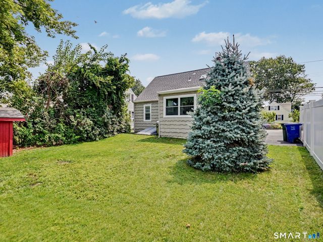 294 Burnsford Avenue, Bridgeport, CT 06606