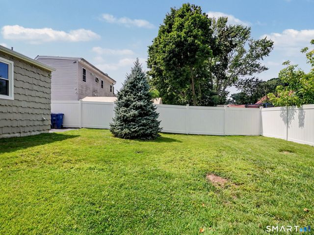294 Burnsford Avenue, Bridgeport, CT 06606