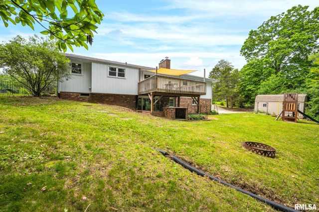 222 E NORTH LAKEVIEW Drive, East Peoria, IL 61611