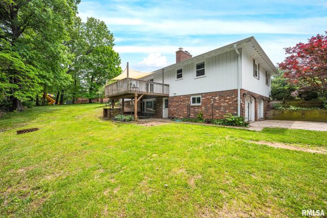 222 E NORTH LAKEVIEW Drive, East Peoria, IL 61611