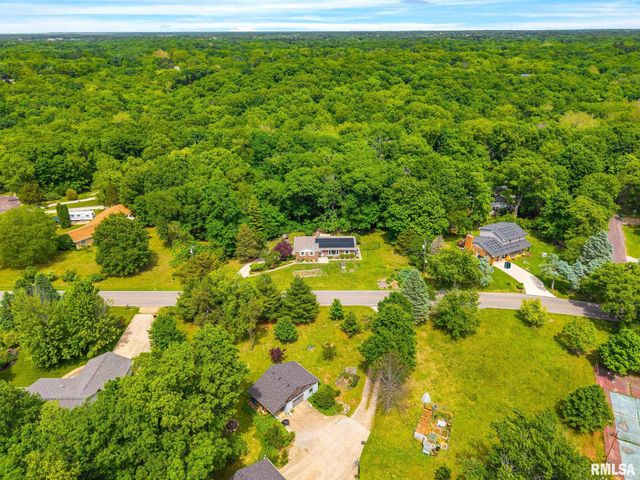 222 E NORTH LAKEVIEW Drive, East Peoria, IL 61611