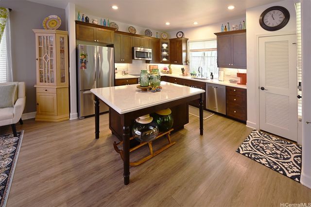 91-1099 Kai Oio Street, Ewa Beach, HI 96706