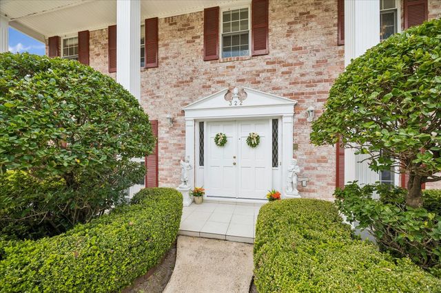 322 Enchanted River Drive, Spring, TX 77388