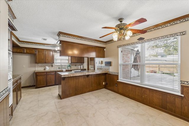 322 Enchanted River Drive, Spring, TX 77388