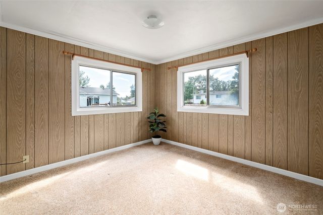 485 SE Jerome Street, Oak Harbor, WA 98277