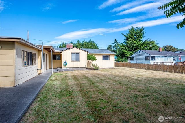 485 SE Jerome Street, Oak Harbor, WA 98277