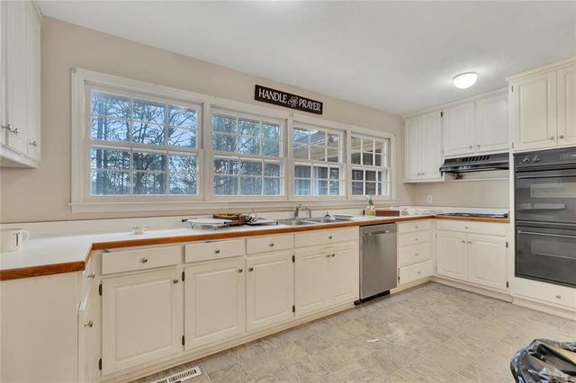 259 Holley Heights, Jasper, GA 30143