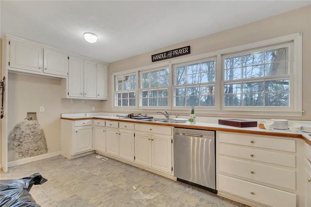 259 Holley Heights, Jasper, GA 30143