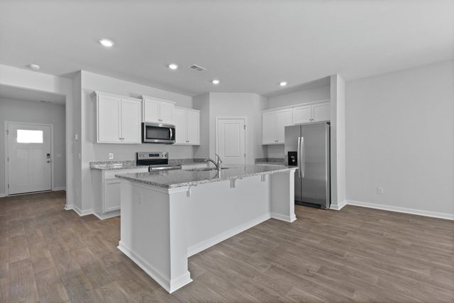 196 Broadstone Drive, Summerville, SC 29486