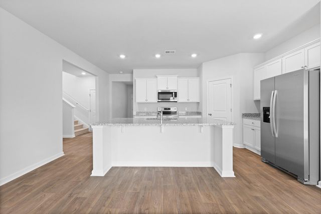 196 Broadstone Drive, Summerville, SC 29486