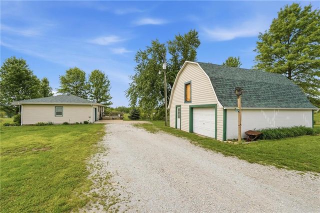 19020 Scott Road, Holt, MO 64048