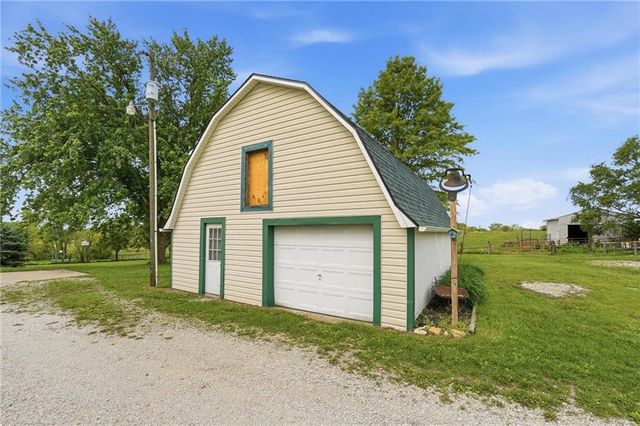 19020 Scott Road, Holt, MO 64048