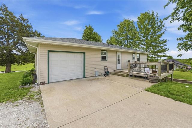 19020 Scott Road, Holt, MO 64048