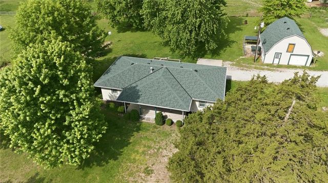 19020 Scott Road, Holt, MO 64048