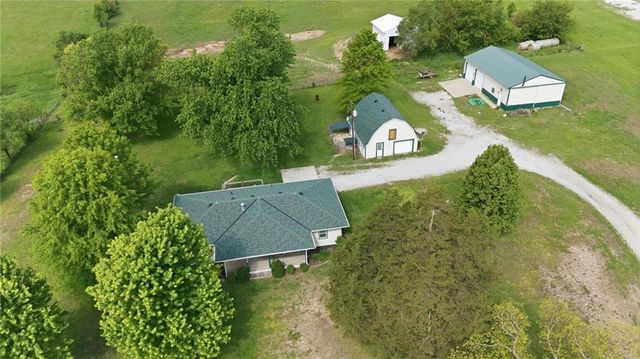 19020 Scott Road, Holt, MO 64048