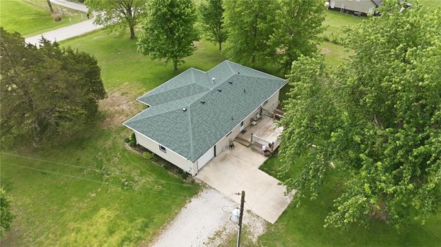 19020 Scott Road, Holt, MO 64048