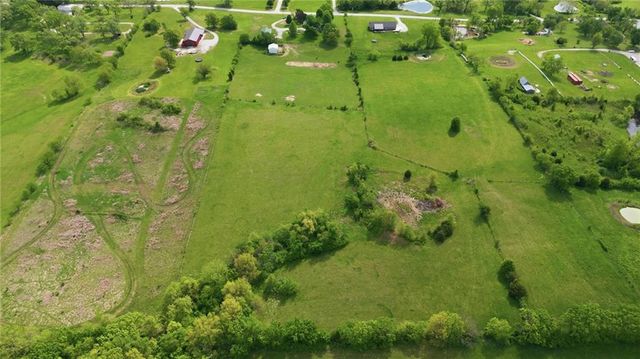 19020 Scott Road, Holt, MO 64048
