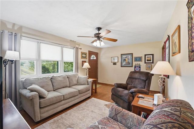 19020 Scott Road, Holt, MO 64048