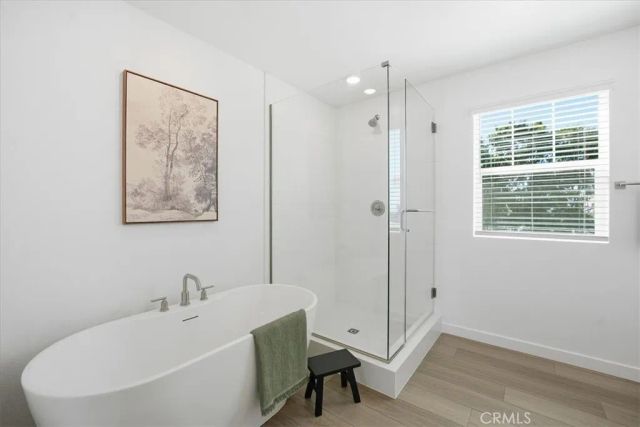 2392 Haley Point Drive 104, Ventura, CA 93003