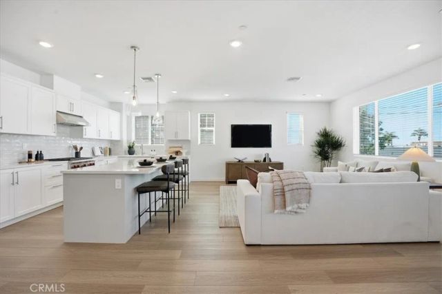 2392 Haley Point Drive 104, Ventura, CA 93003