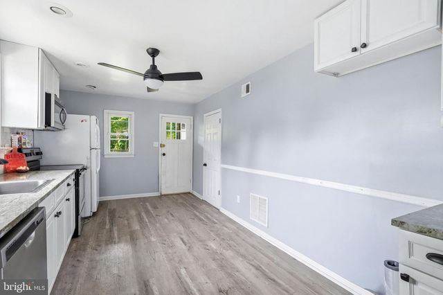 1938 PARKVIEW AVE, Bristol, PA 19007