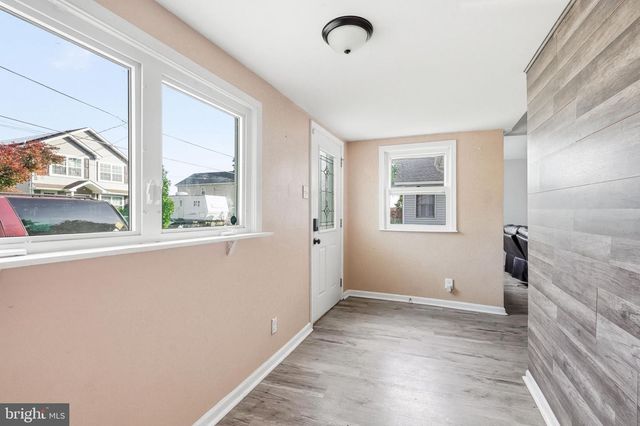 1938 PARKVIEW AVE, Bristol, PA 19007