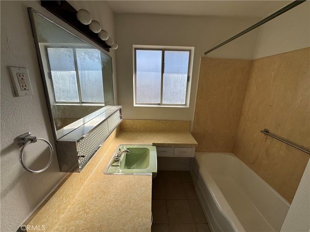 2537 Washington Street, Lemon Grove, CA 91945