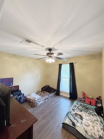 8994 Cedar Springs Ave, Denham Springs, LA 70726