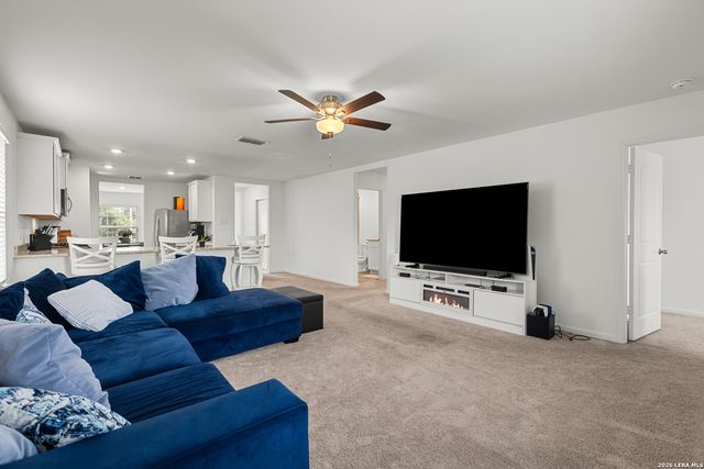 15311 Nest Jct, Von Ormy, TX 78073