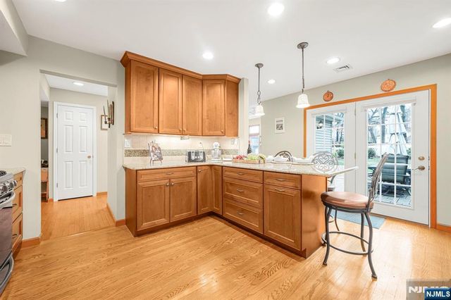 9 Allison Court, Wayne, NJ 07470