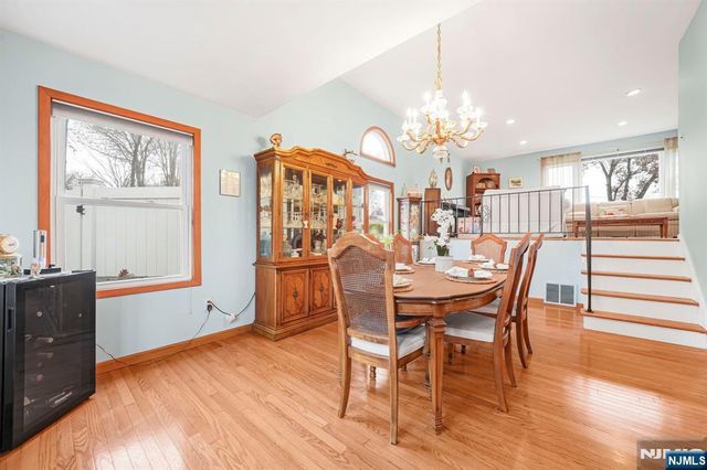 9 Allison Court, Wayne, NJ 07470