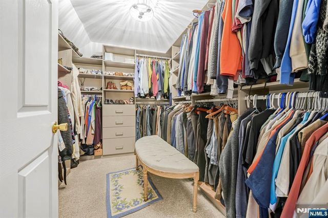 9 Allison Court, Wayne, NJ 07470