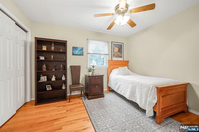 9 Allison Court, Wayne, NJ 07470