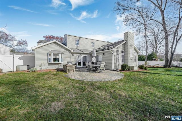 9 Allison Court, Wayne, NJ 07470