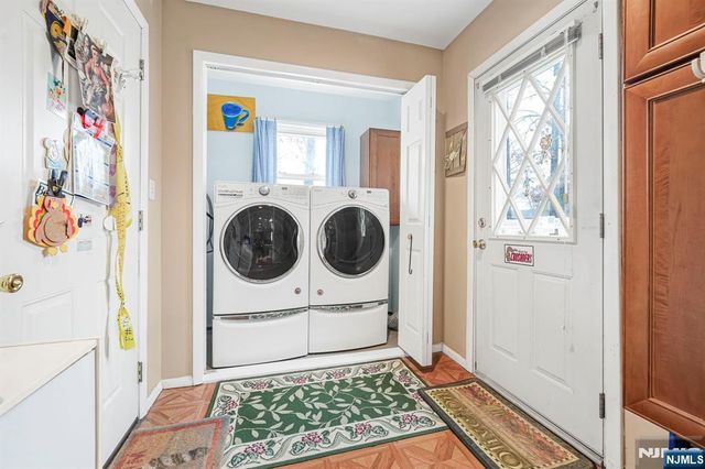 9 Allison Court, Wayne, NJ 07470