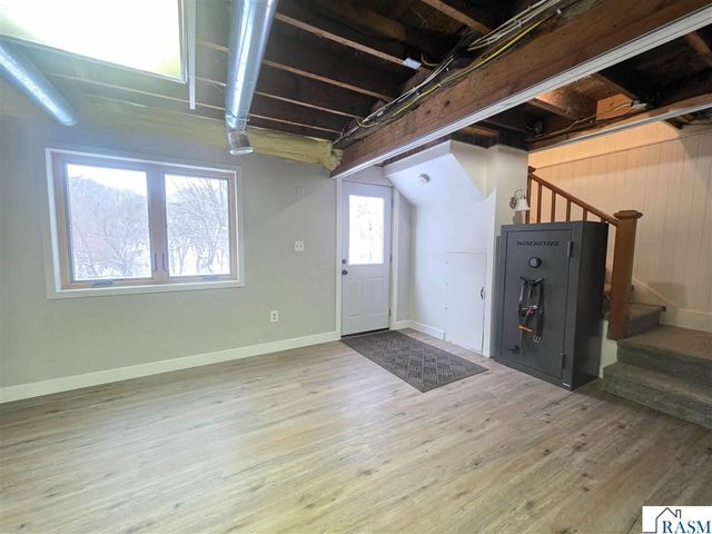 52765 409th Avenue, North Mankato, MN 56003