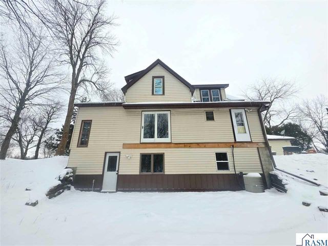 52765 409th Avenue, North Mankato, MN 56003