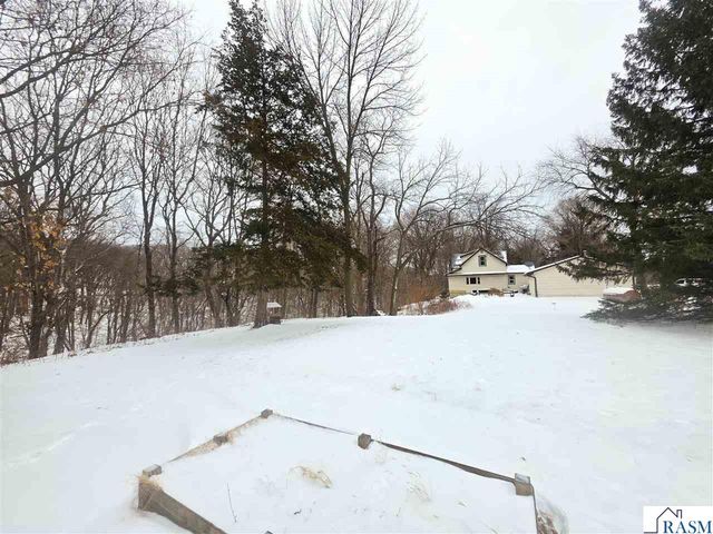 52765 409th Avenue, North Mankato, MN 56003