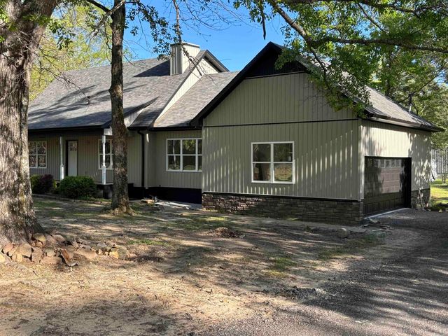 1003 Camp Road, White Hall, AR 71602