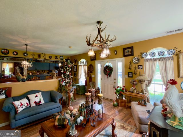 5627 Cave Spring Road SW, Cave Spring, GA 30124