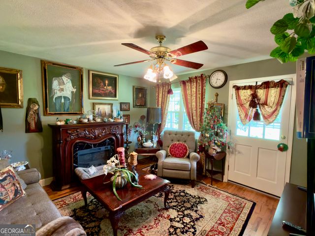5627 Cave Spring Road SW, Cave Spring, GA 30124