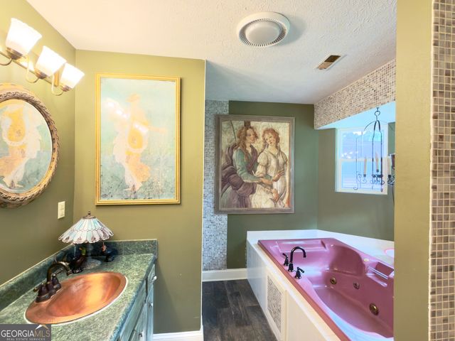 5627 Cave Spring Road SW, Cave Spring, GA 30124