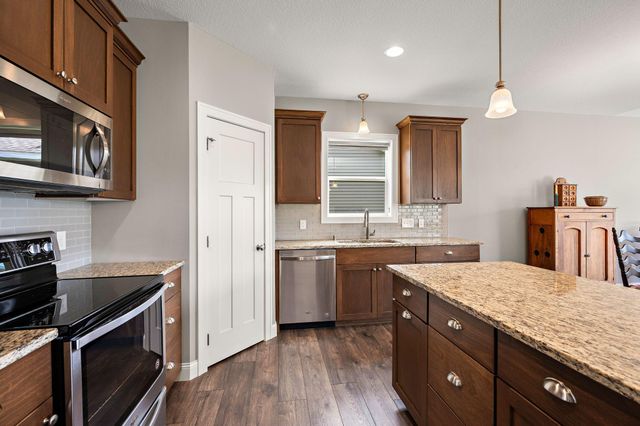 11389 17th Place NE, Saint Michael, MN 55376