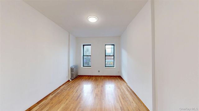 954 Manhattan Avenue, Brooklyn, NY 11222