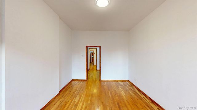 954 Manhattan Avenue, Brooklyn, NY 11222