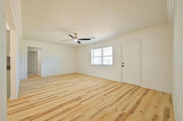 20031 Timberidge Road, Harrah, OK 73045