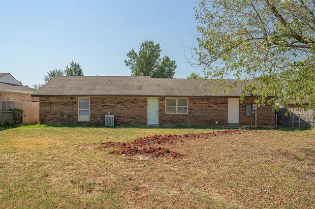 20031 Timberidge Road, Harrah, OK 73045