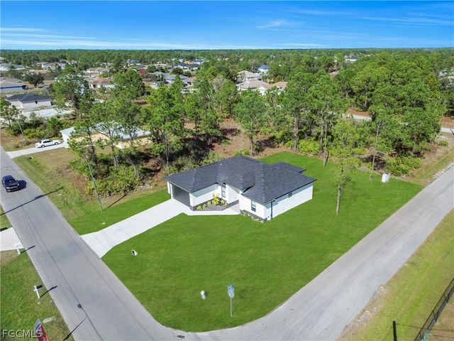 2700 42nd ST W, Lehigh Acres, FL 33971