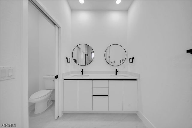 2700 42nd ST W, Lehigh Acres, FL 33971