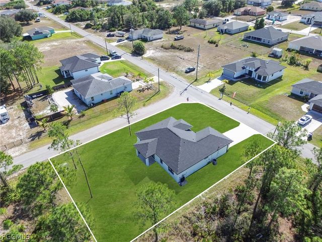 2700 42nd ST W, Lehigh Acres, FL 33971